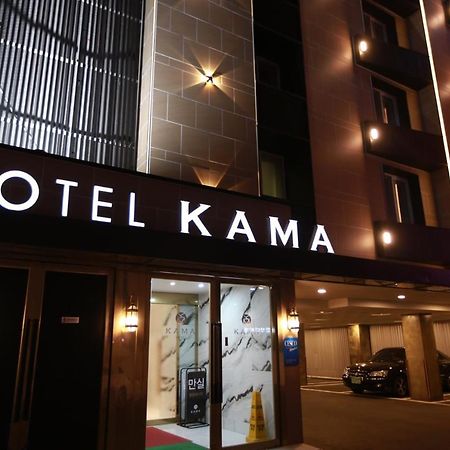 Kama Hotel Jeonju Bagian luar foto