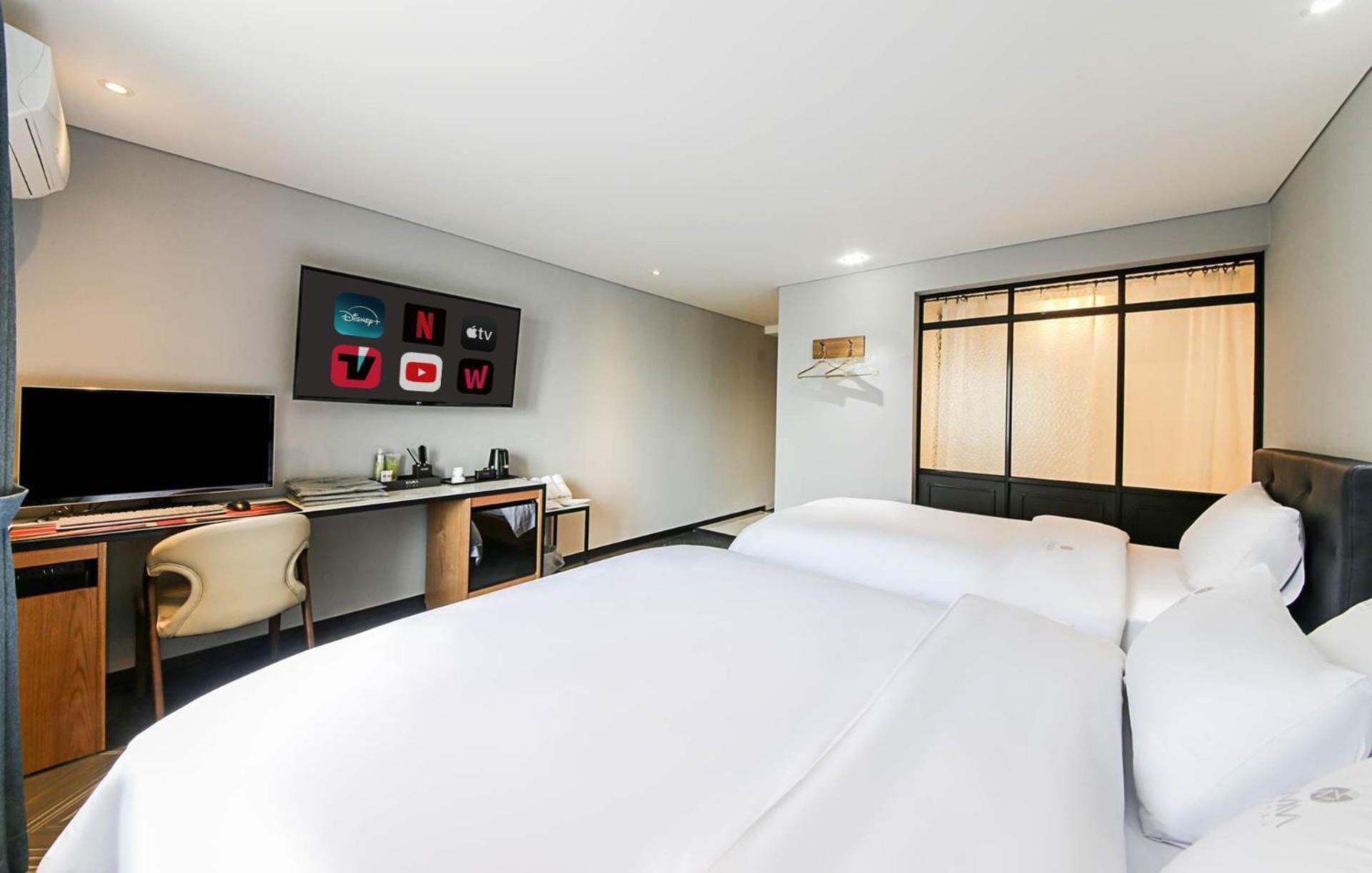 Kama Hotel Jeonju Bagian luar foto